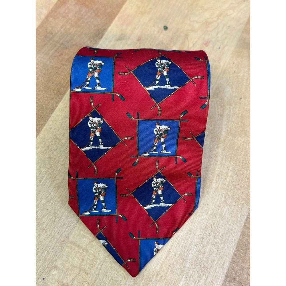 Chaps Ralph Lauren Necktie Mens OS Red Hockey Player Silk Sports‎ Tie Vintage